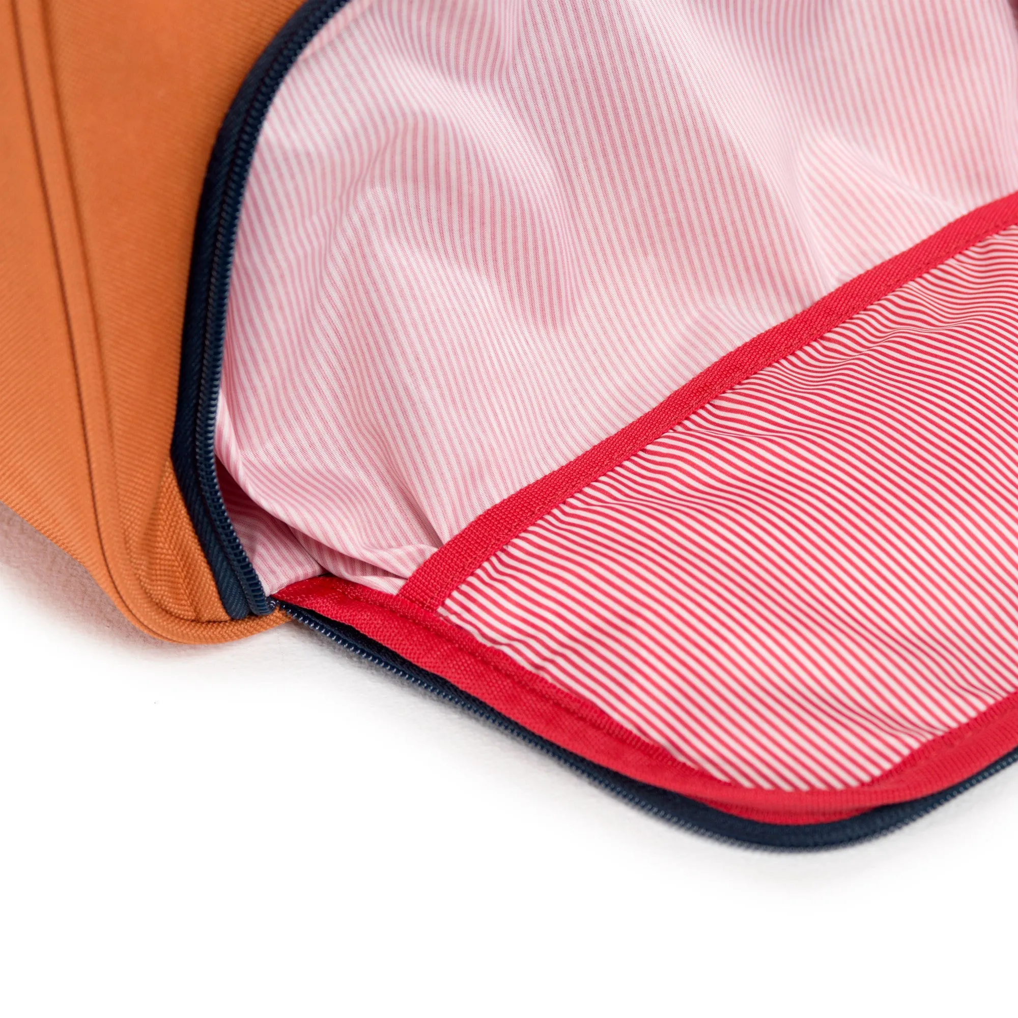Herschel Supply Novel Duffel Bag - Carrot & Navy