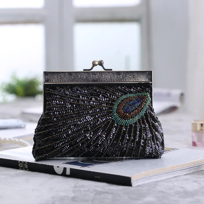 Nightfall Glamour: A Stunning Evening Clutch