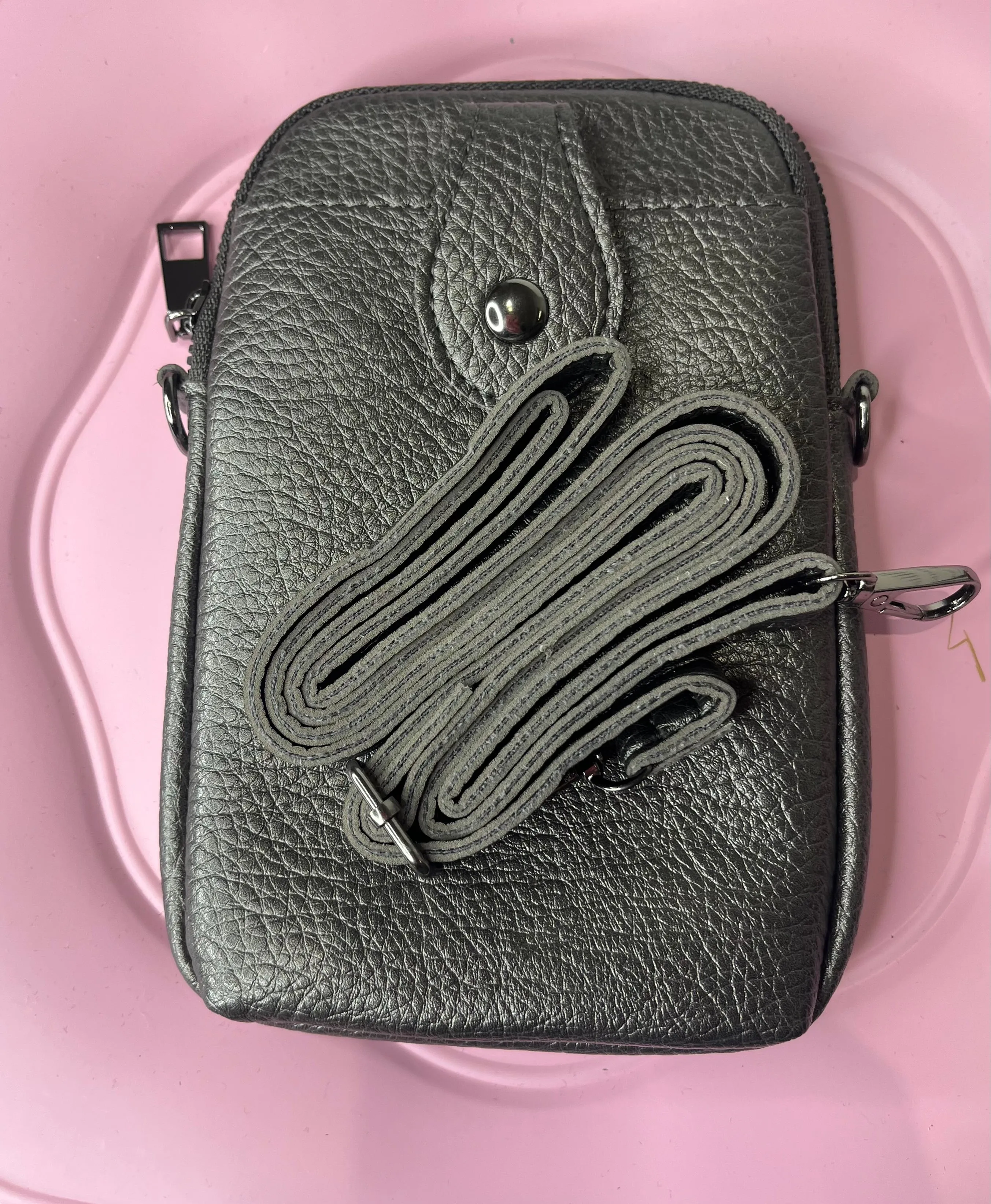 Pouch Bag / Gunmetal Grey