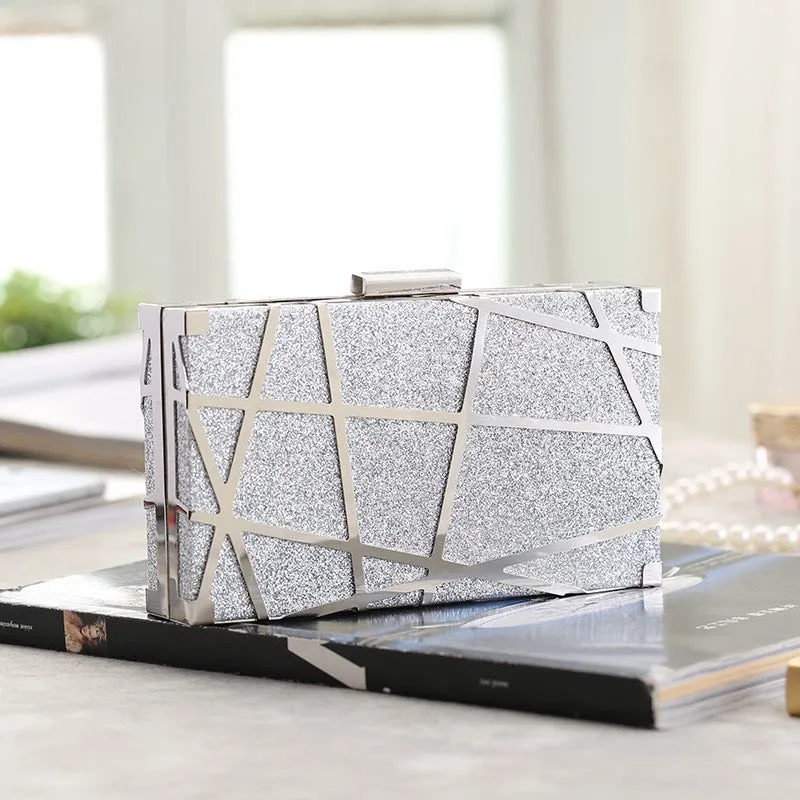 Sleek and Sophisticated: The Evening Clutch Essential