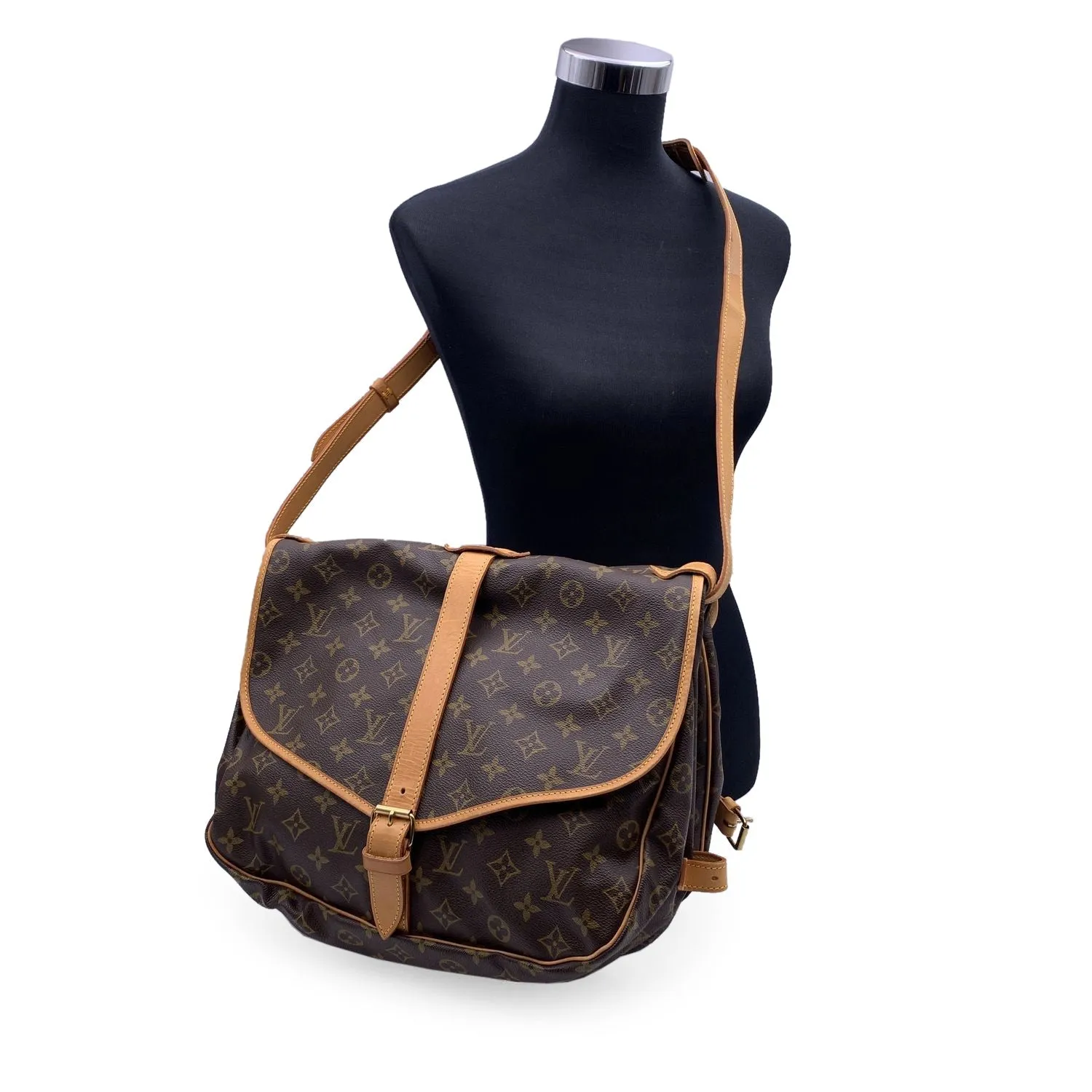 Trendy Inspired Louis Vuitton Vintage Monogram Canvas Saumur 35 Crossbody Bag